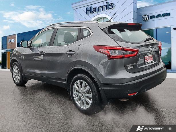 2021 Nissan Qashqai SV AWD | Remote Start | Heated Seats! image 4