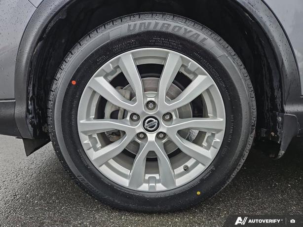 2021 Nissan Qashqai SV AWD | Remote Start | Heated Seats! image 6