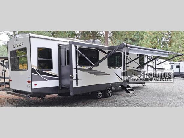 Used 2022 Keystone RV Outback 328RL image 4