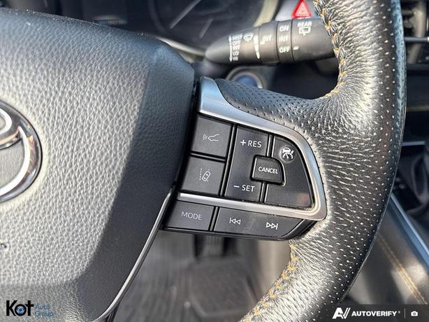 2022 Toyota Sienna Xle Woodland Edition LANE TRACING! RADAR CRUISE! image 8