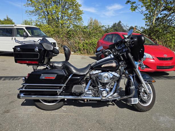 2005 Harley-Davidson FLHTCI image 7