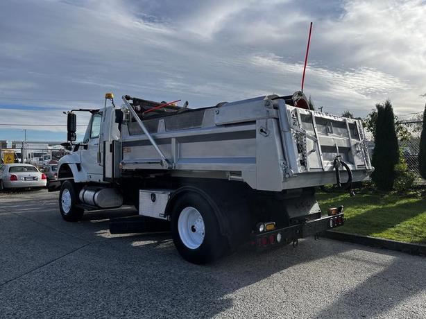 2011 International 7500 WorkStar Plow/Dump With Air Brakes Diesel image 8