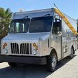 2009 Morgan Olson Workhorse W62 16-Foot Mobile Workshop Service Step Van thumbnail image 4