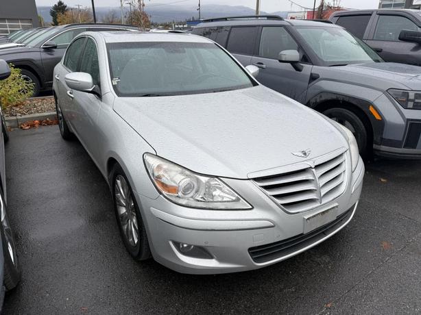 2009 Hyundai Genesis Tech. Pkg ! BACKUP CAMERA! LEATHER! NAVIGATION! image 1
