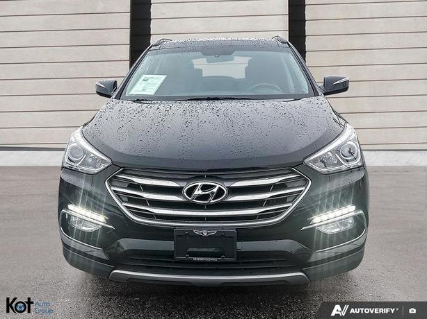 2018 Hyundai Santa Fe Sport SE ! LEATHER! BACKUP CAMERA! SUNROOF! image 2
