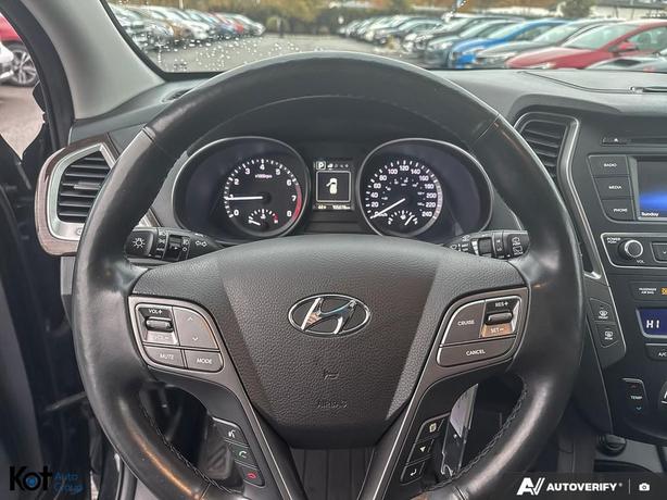 2018 Hyundai Santa Fe Sport SE ! LEATHER! BACKUP CAMERA! SUNROOF! image 7