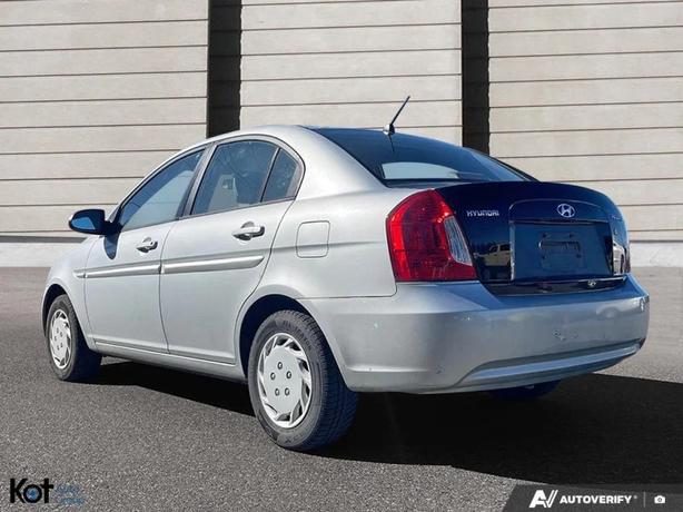 2006 HYUNDAI ACCENT image 4