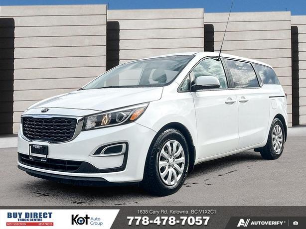 2019 Kia Sedona L AUTO GREY INTERIOR, FABRIC SEATS, THREE ROWS, BACK UP CAMERA,  image 1