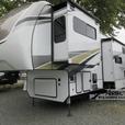 Used 2022 Alliance RV Paradigm 385FL thumbnail image 3