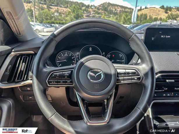 2025 Mazda CX-70 MHEV Gs-L AUTO  WHEEL CONTROLS, BACK UP CAMERA, BLUETOOTH, HEAT image 6