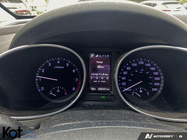 2019 Hyundai Santa Fe XL Luxury TOW HITCH! PANORAMIC SUNROOF! LEATHER INTERIOR! image 8