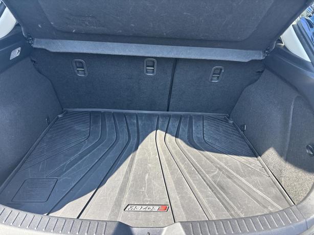 2016 Mazda3 GS image 8