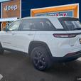 2024 Jeep Grand Cherokee Altitude 4x4  | Heated Seats! thumbnail image 4