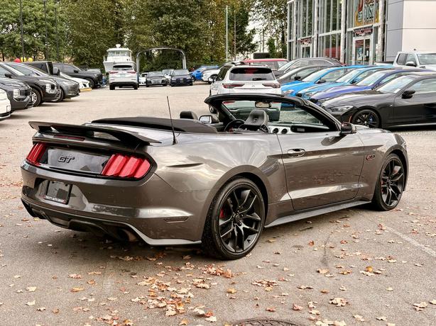 2017 Ford Mustang GT Premium - Convertible, Leather, Navigation image 4