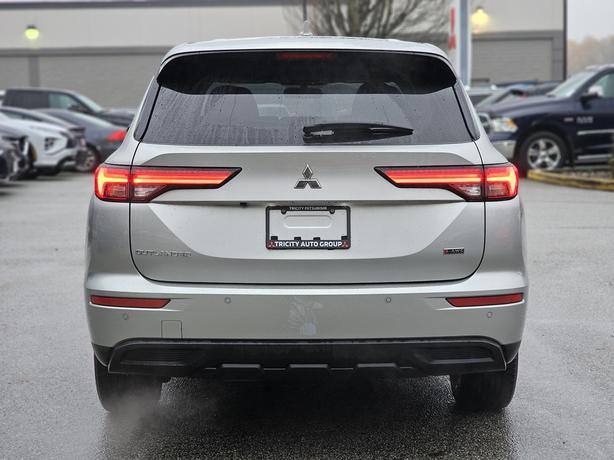2024 Mitsubishi Outlander image 6