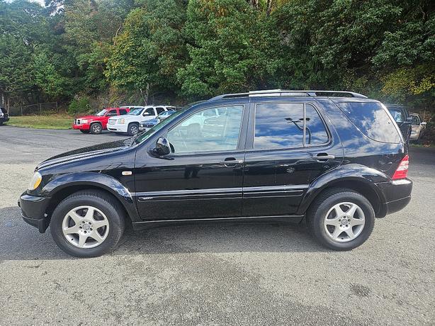 2001 Mercedes-Benz  ML430 image 4