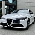 2023 Alfa Romeo Giulia Q4 AWD with Red Leather Heated Seats thumbnail image 3