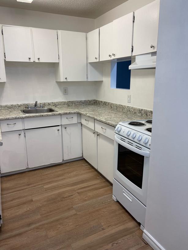 2 bedroom apt $1850/month available now image 3