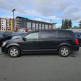 2012 Dodge Grand Caravan SXT | No Reported Accidents | Stow n Go! thumbnail image 3