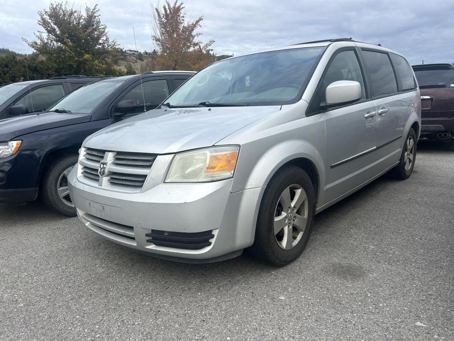 2013 Dodge Grand Caravan SXT display photo