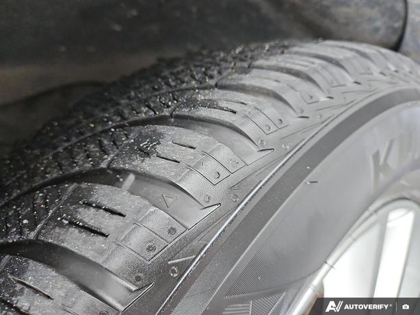 2016 Kia Sorento 2.4L LX | Low KM | Heated Seats! image 7