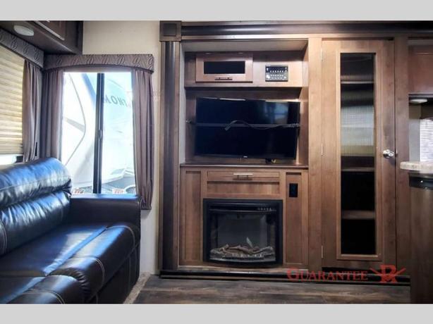 Used 2017 Forest River RV Wildcat Maxx 295RSX image 6