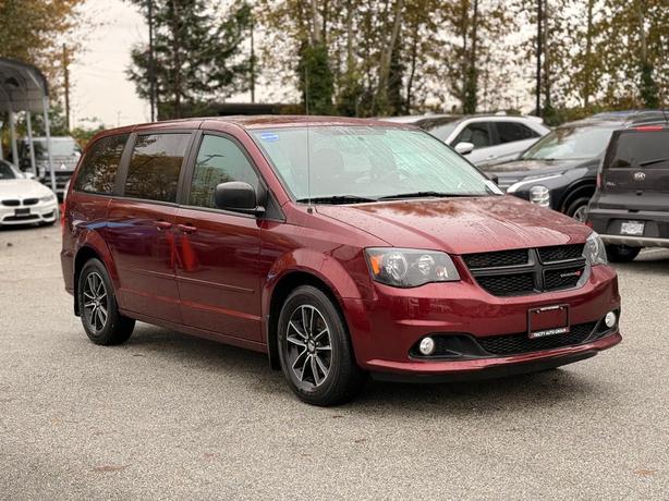 2016 Dodge Grand Caravan SXT Plus - One Owner, Backup Camera, DVD Player image 4