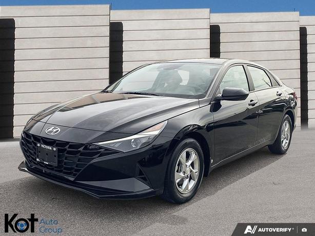 2023 Hyundai Elantra Essential BACKUP CAMERA! BLUETOOTH APPLE CARPLAY! LANE KEEP image 1