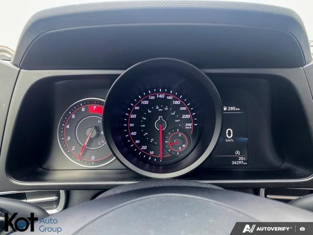 2023 Hyundai Elantra Essential BACKUP CAMERA! BLUETOOTH APPLE CARPLAY! LANE KEEP image 8