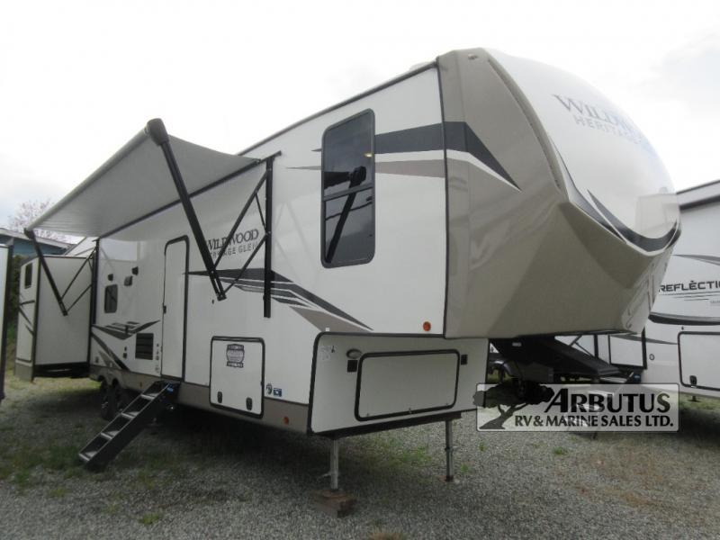 Used 2022 Forest River RV Wildwood Heritage Glen 356QB display photo