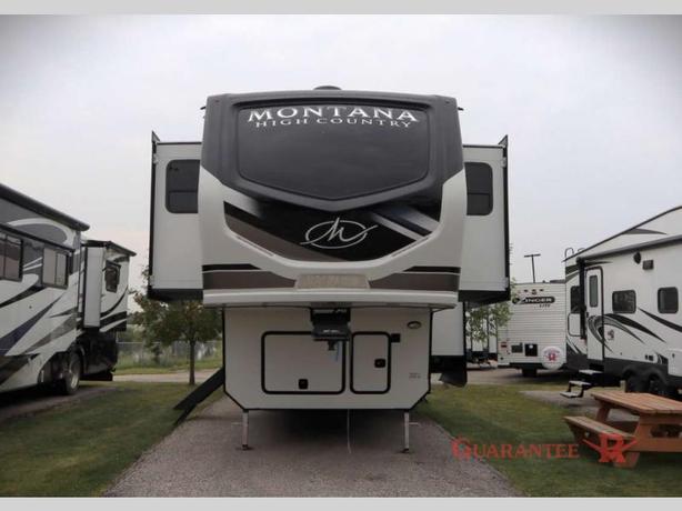 Used 2025 Keystone RV Montana High Country 377FL image 2