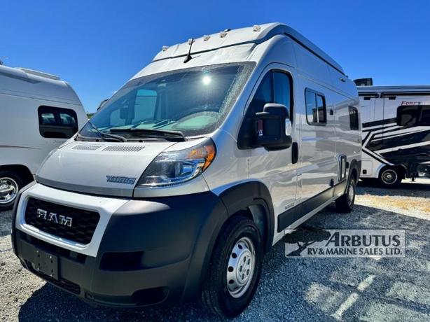 Used 2023 Winnebago Solis 59P image 3