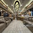 Used 2019 Fleetwood RV Discovery LXE 44H thumbnail image 8