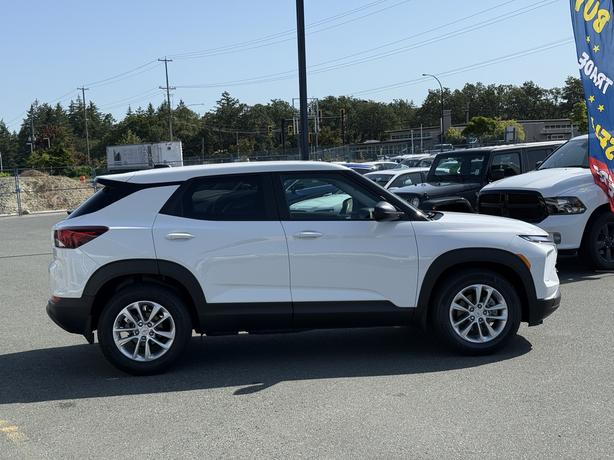 2024 Chevrolet TrailBlazer LS  - Apple CarPlay/Android Auto &  Compass image 5