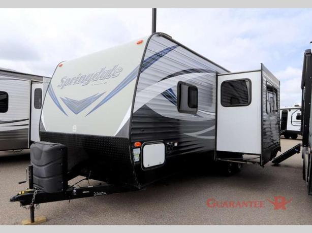 Used 2018 Keystone RV Springdale 240BH image 3