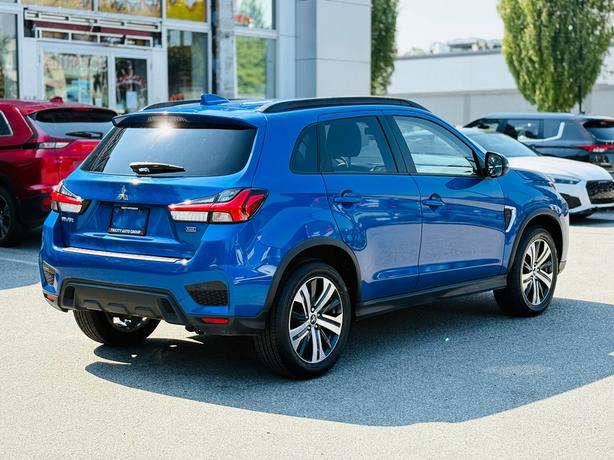 2022 Mitsubishi RVR SEL - No Accidents, One Owner, Heated Steering image 5