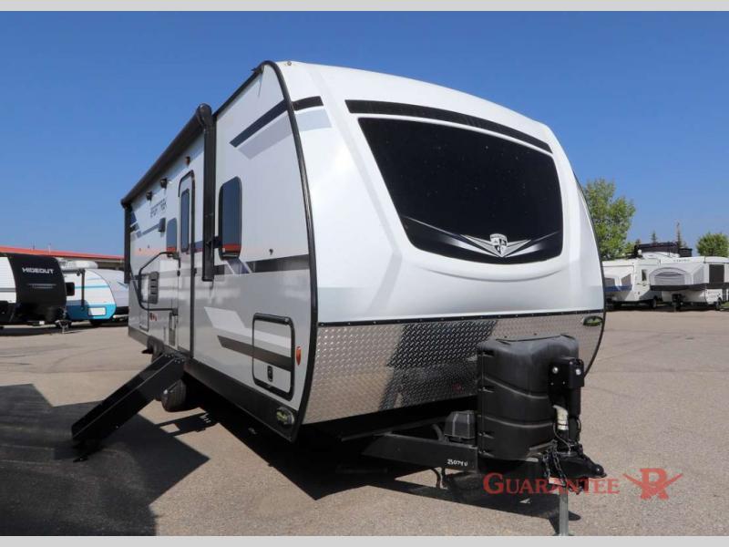 Used 2021 Venture RV SportTrek ST271VMB display photo