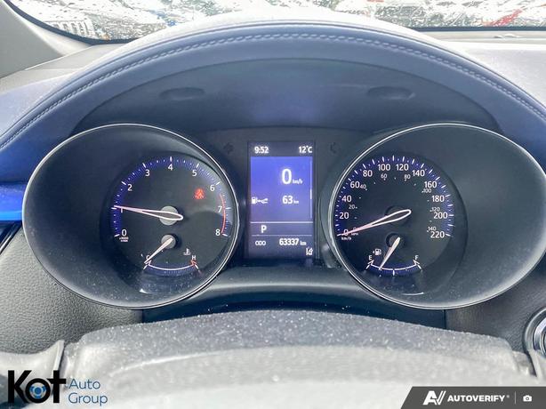 2021 Toyota C-HR Xle Premium BLUETOOTH APPLE CARPLAY! HEATED SEATS! image 8