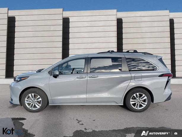 2022 Toyota Sienna Xle Woodland Edition LANE TRACING! RADAR CRUISE! image 3