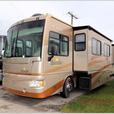 Used 2007 Fleetwood RV Bounder 38S thumbnail image 3
