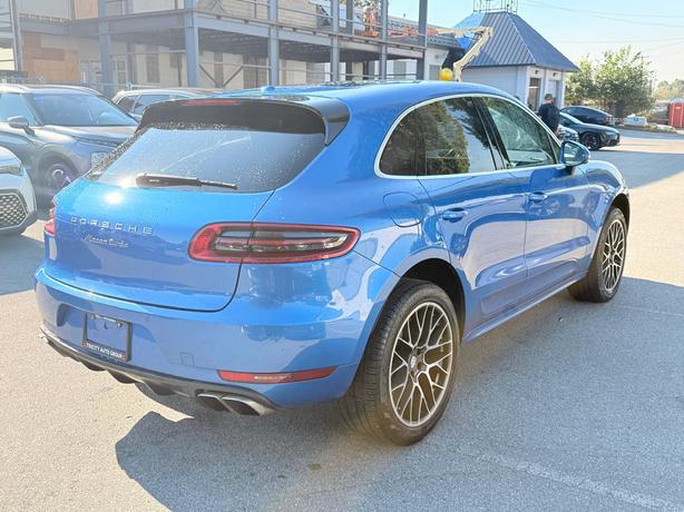 2016 Porsche Macan Turbo - Ventilated Seats, Panoramic Sunroof image 6