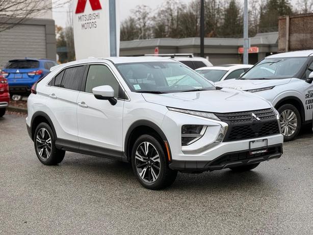 2023 Mitsubishi Eclipse Cross ES - Heated Seats, Apple Carplay/Android Auto image 4