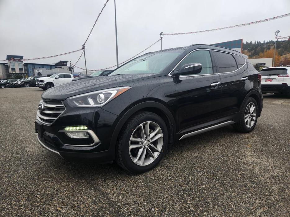 2017 Hyundai Santa Fe Sport Ultimate | AWD | Multi-View Camera System | Panorami display photo