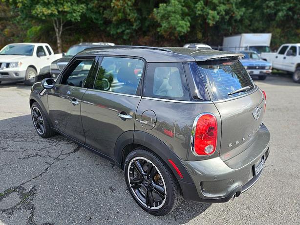 2013 Mini  Cooper Countryman S ALL4 image 4