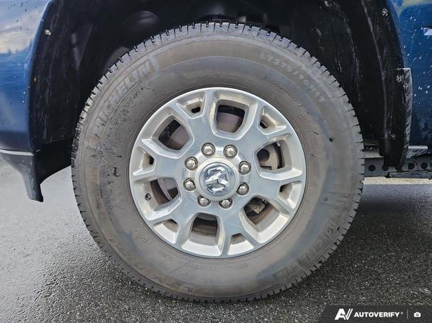 2023 RAM 3500 Laramie 4x4 Crew Cab 6'4 Box | GPS Navigation! image 6