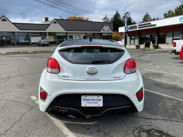 2013 Hyundai  Veloster Turbo w/Black Int image 6