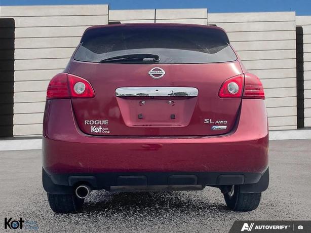 2011 NISSAN ROGUE image 5