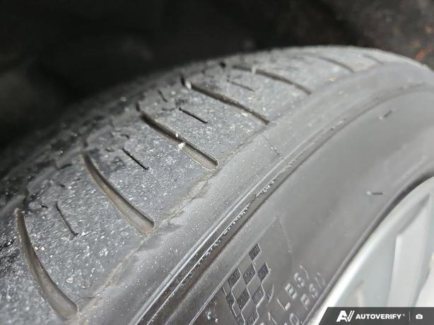 2016 BMW 4 Series 428i xDrive | Heated Seats | Bluetooth! image 7