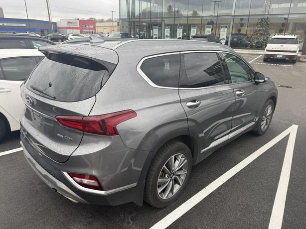 2019 Hyundai Santa Fe Luxury ! LEATHER! SUNROOF! BACKUP CAMERA! image 4
