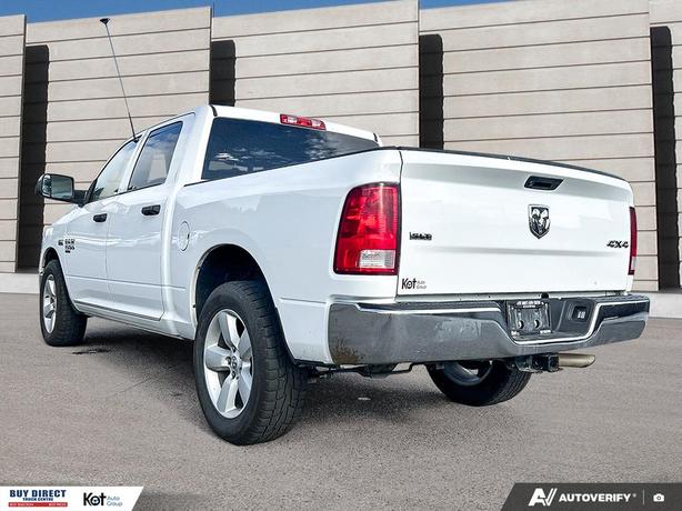 2023 RAM 1500 Classic SLT AUTO, GREY INTERIOR, BACK UP CAMERA, BLUETOOTH, AUTO L image 4